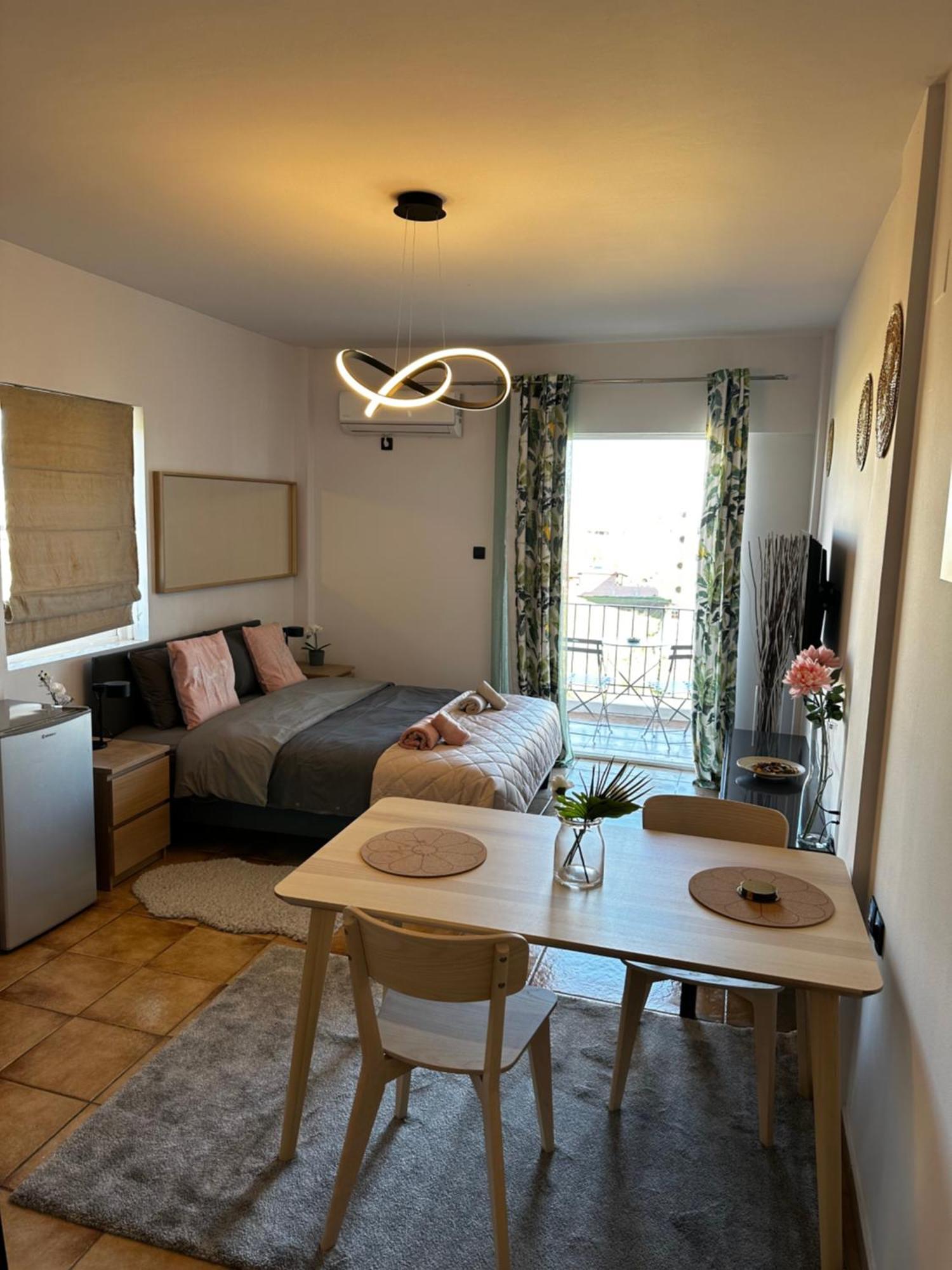 Νεάπολη Appartement Larissa Buitenkant foto